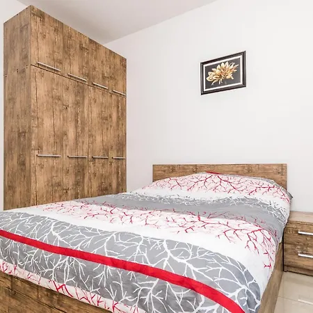 Sel A8 Apartman